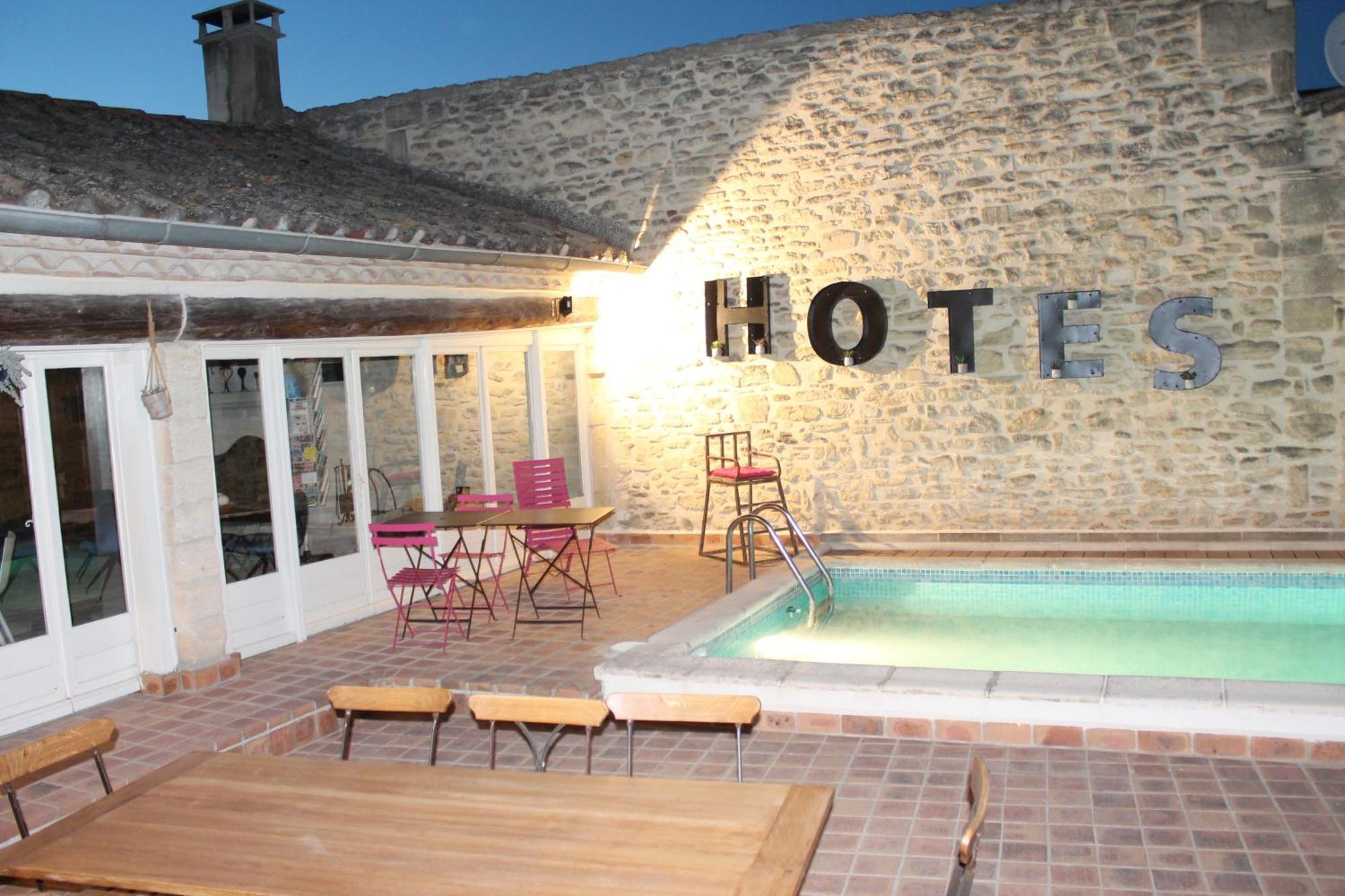 La Demeure Bed And Breakfast Aubais Bagian luar foto